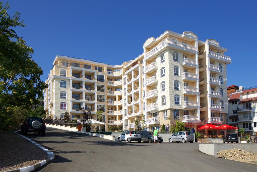 Villa Sardinia And Spa Светий Влас Екстер'єр фото