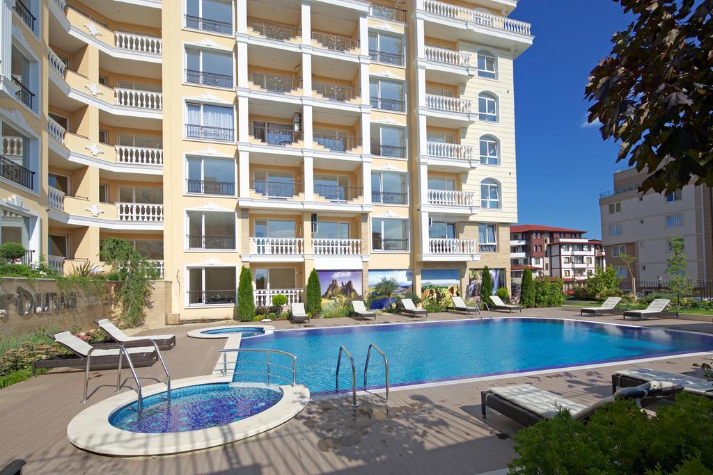 Villa Sardinia And Spa Светий Влас Екстер'єр фото