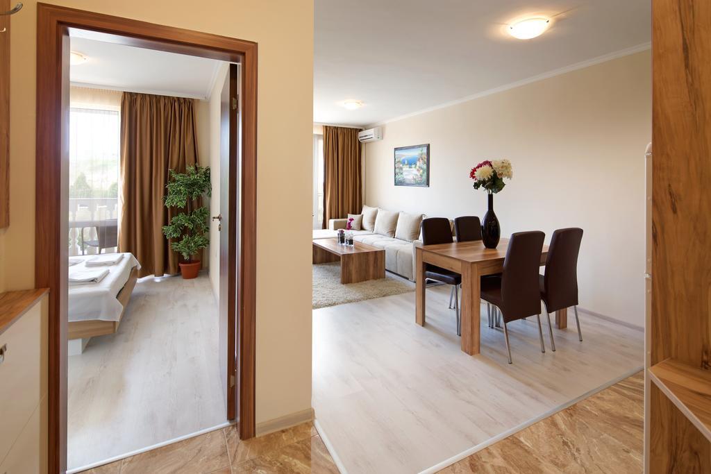 Villa Sardinia And Spa Светий Влас Екстер'єр фото